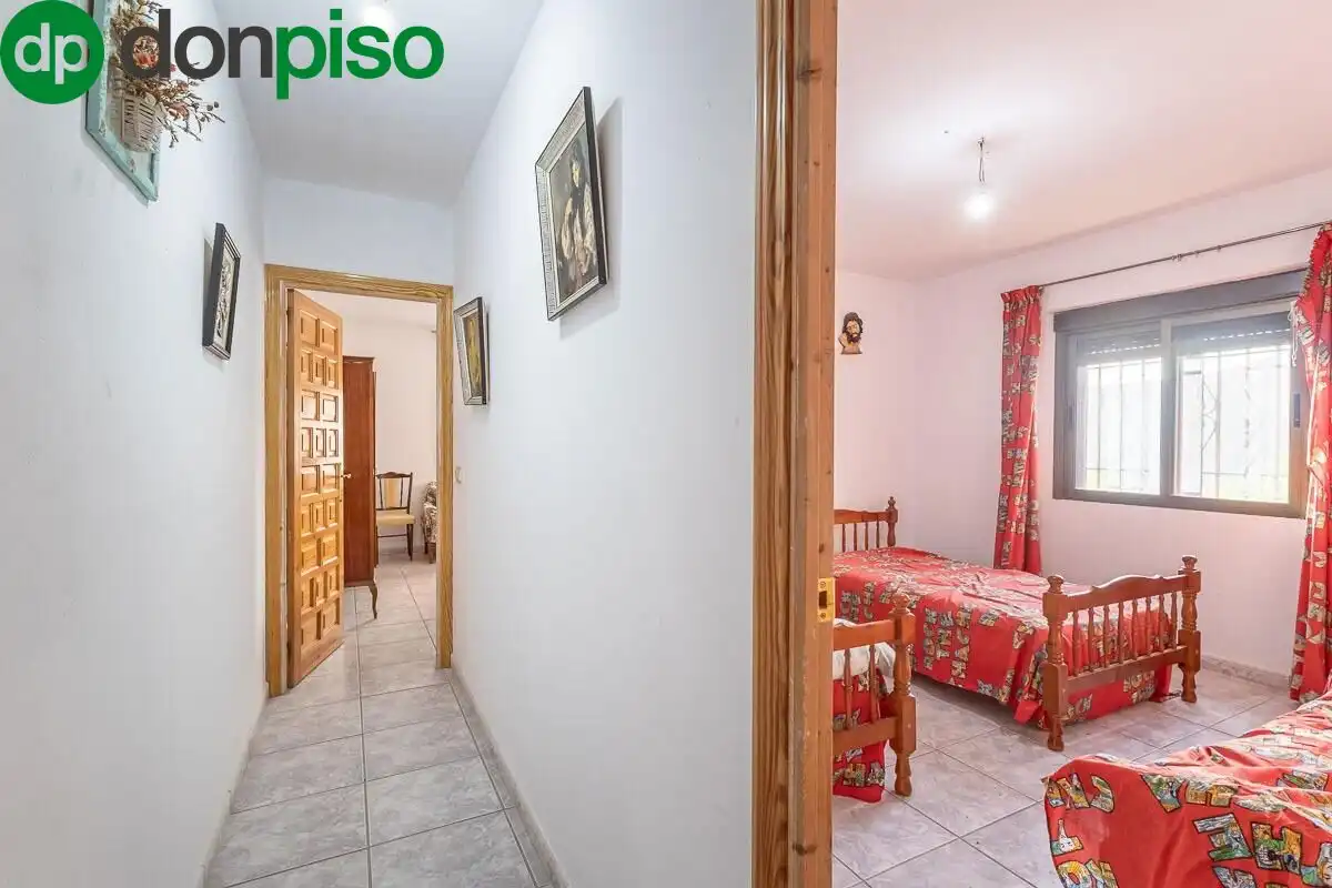 Finca rústica en venda en Monachil amb Jardí privat i Piscina comunitària