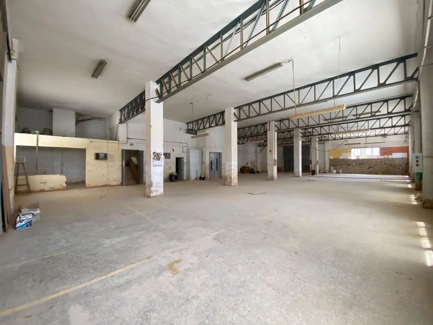 Industrial building for sale in Benetússer, imagen 5