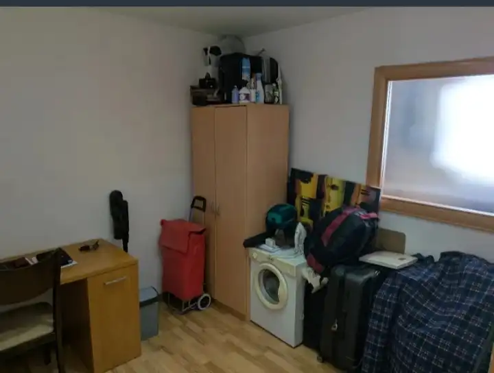 Flat for sale in Sabadell  with Air Conditioner, Parquet flooring and Furnished