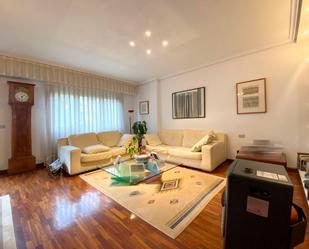 Living room of House or chalet for sale in Vitoria - Gasteiz  with Heating, Private garden and Parquet flooring
