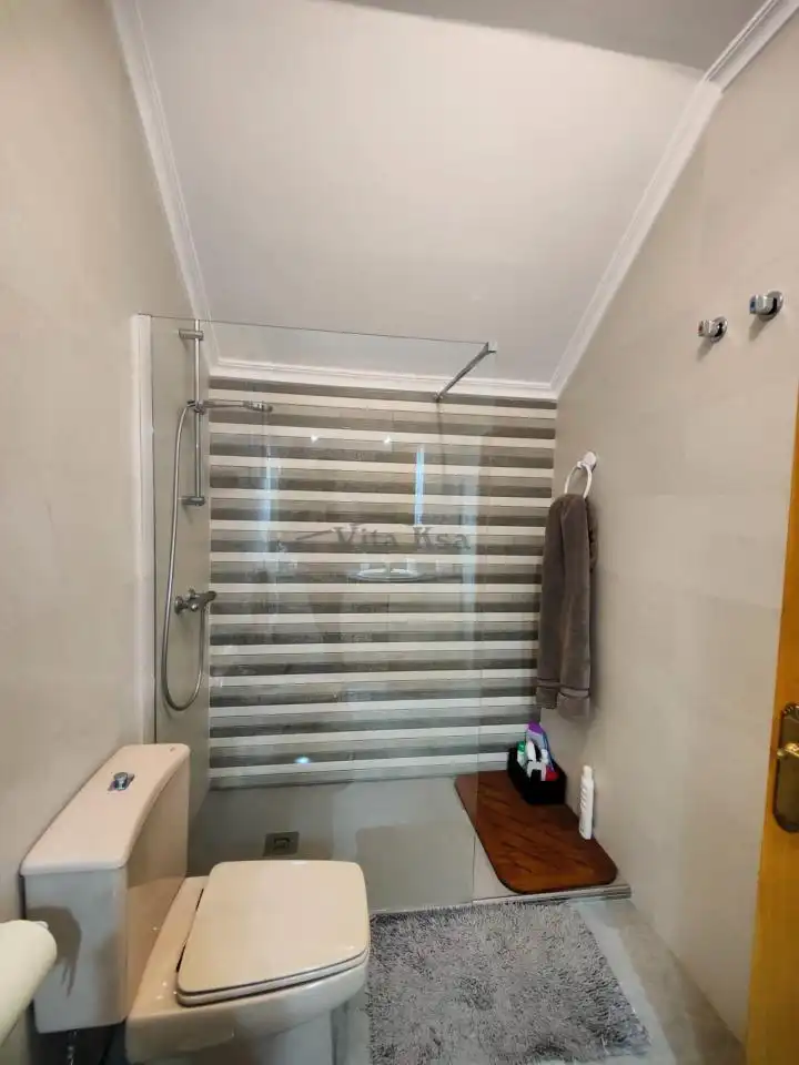 Bathroom of Houses for sale in Ourense Capital   with Heating, Private garden and Swimming Pool