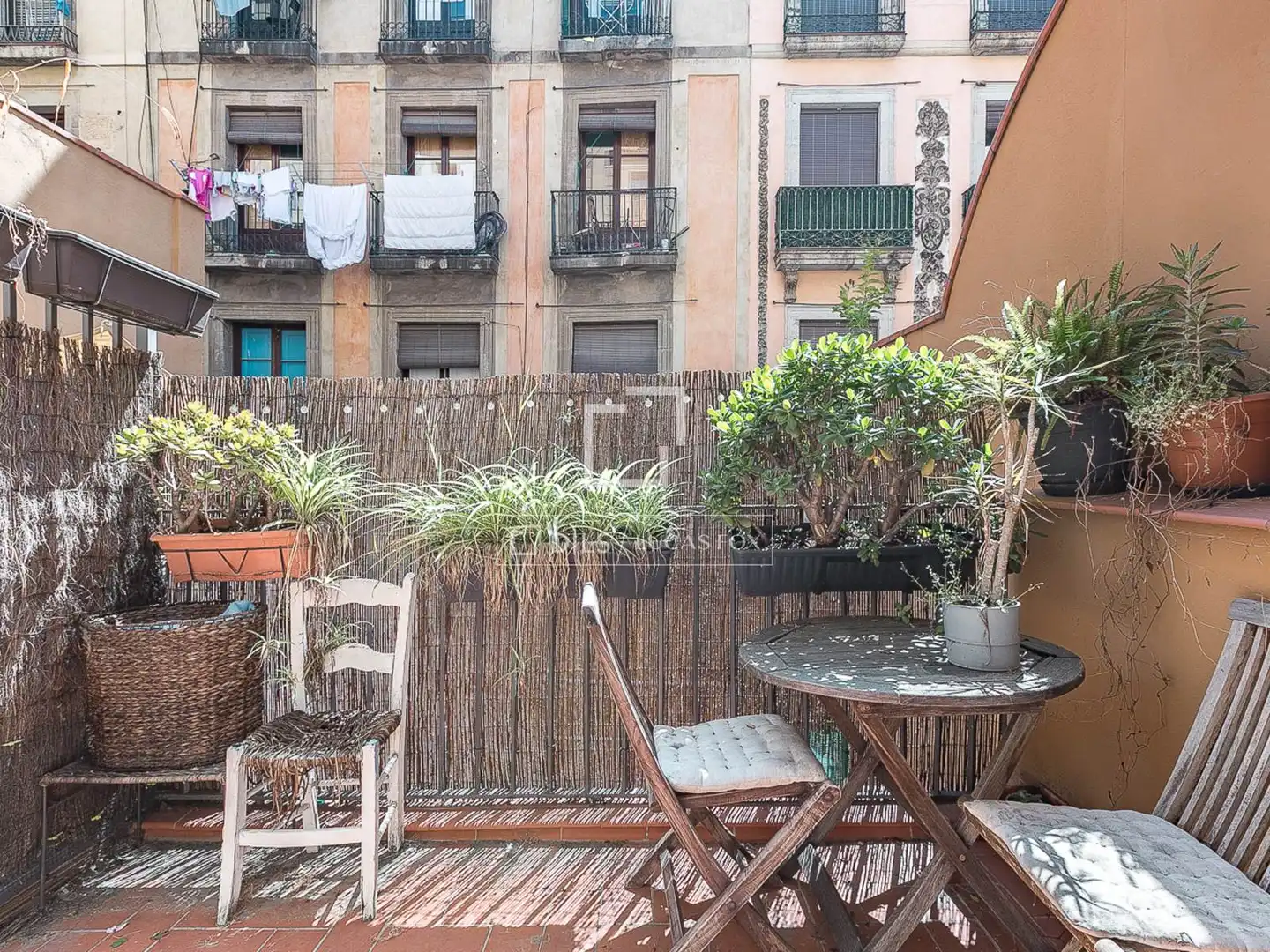 Terraza de Piso en venta en Barcelona con Amueblado y Balcón
