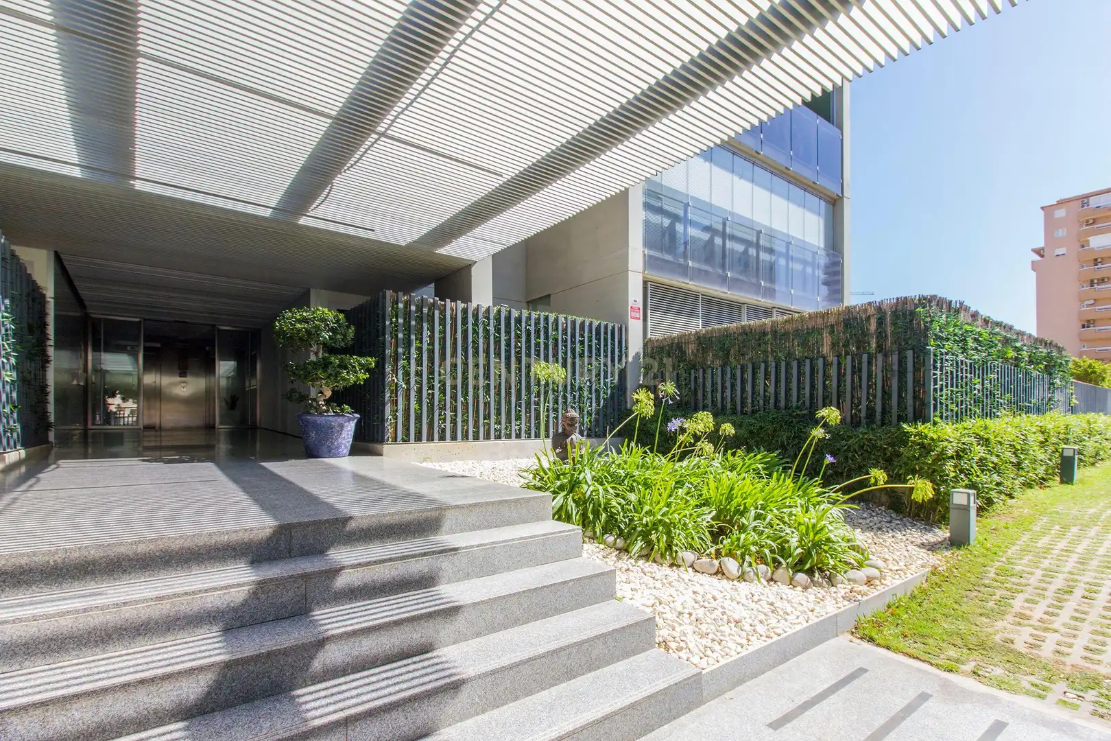 Vista exterior de Apartamento de alquiler en Calpe / Calp con Aire acondicionado, Jardín privado y Amueblado