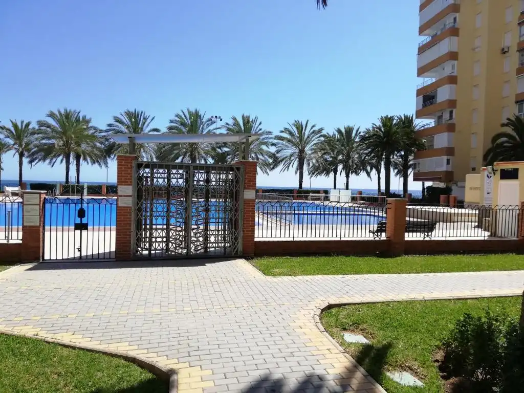 Piscina de Apartamento en venta en Algarrobo con Calefacción, Terraza y Trastero