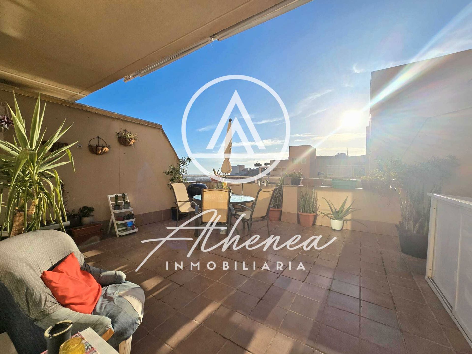 Vista exterior de Piso de alquiler en Roquetas de Mar con Aire acondicionado, Terraza y Amueblado