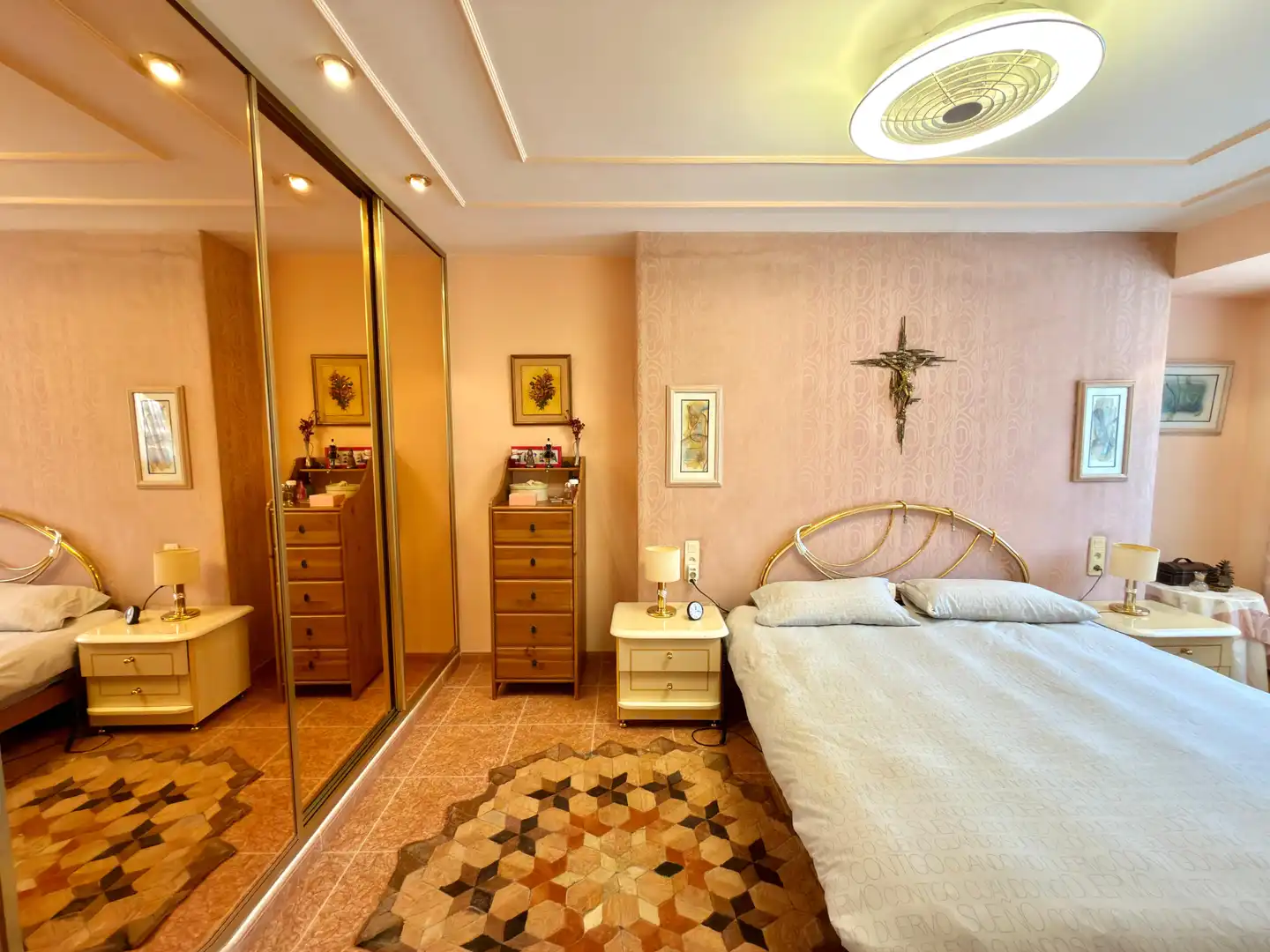 Bedroom of Houses for sale in Torrent  with Air Conditioner, Heating and Private garden