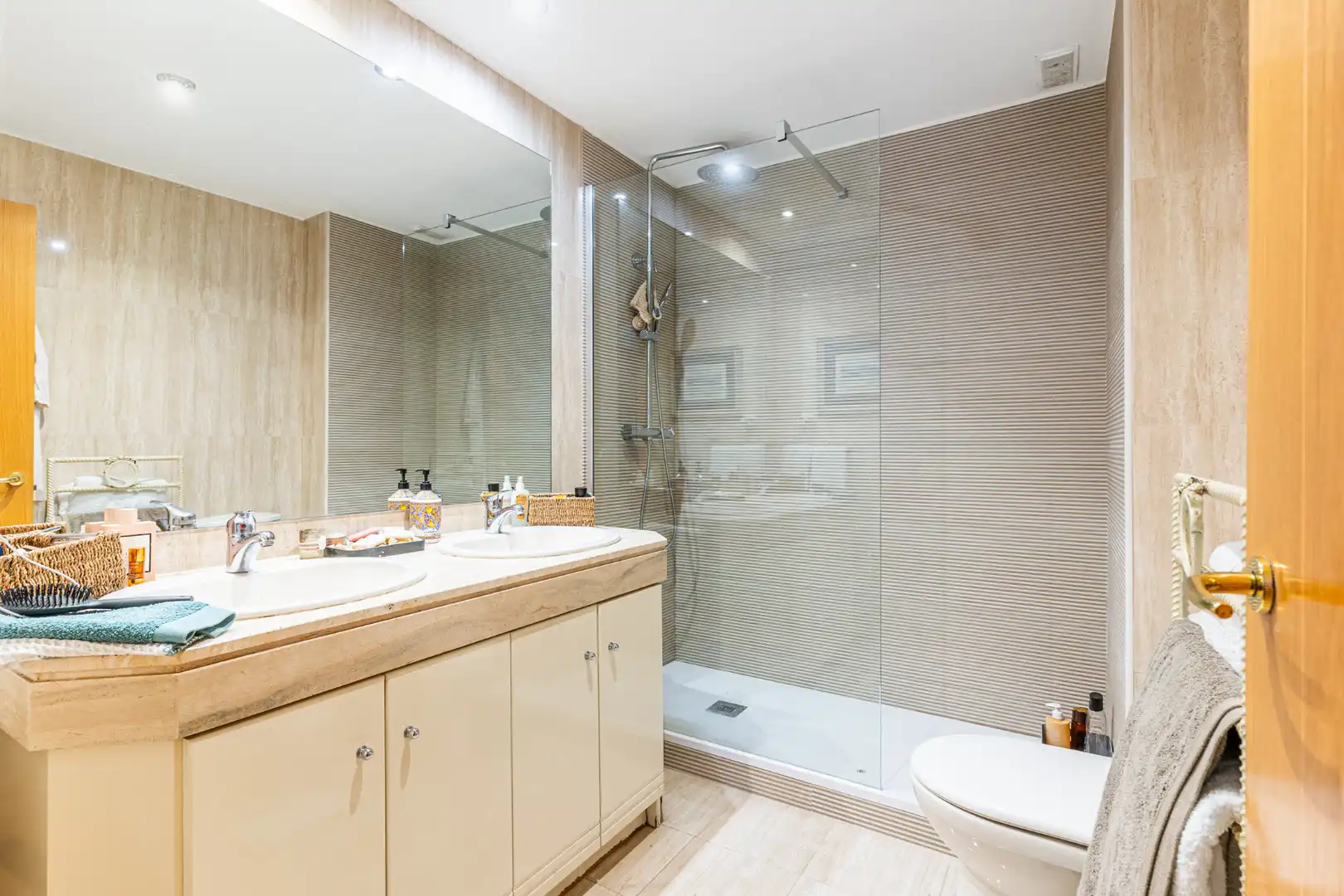 Baño de Piso en venta en Las Rozas de Madrid con Aire acondicionado, Calefacción y Jardín privado