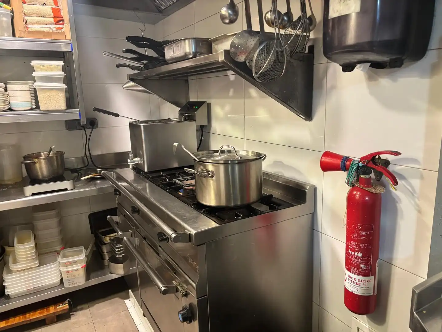 Cocina de Local en traspaso en Barcelona con Aire acondicionado, Terraza y Amueblado