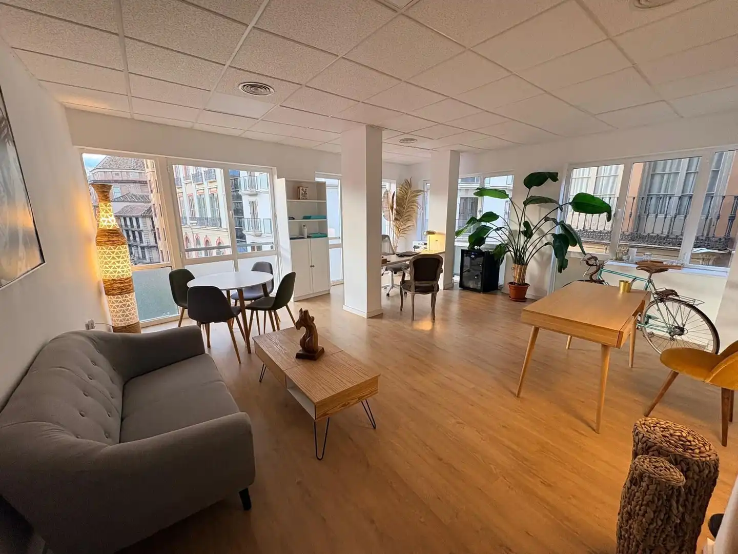 Büro mit Aufzug zur Miete in Santa María