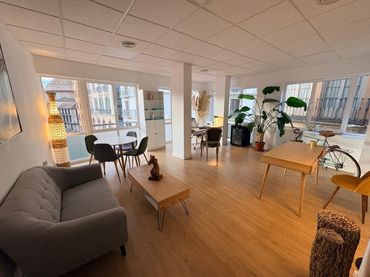 Büro mit Aufzug zur Miete in Santa María