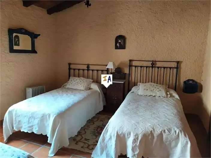 Dormitori de Casa adosada en venda en Alfarnatejo amb Terrassa i Traster