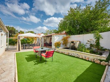 Haus mit Garten zum Verkauf in Calle de Cardencha