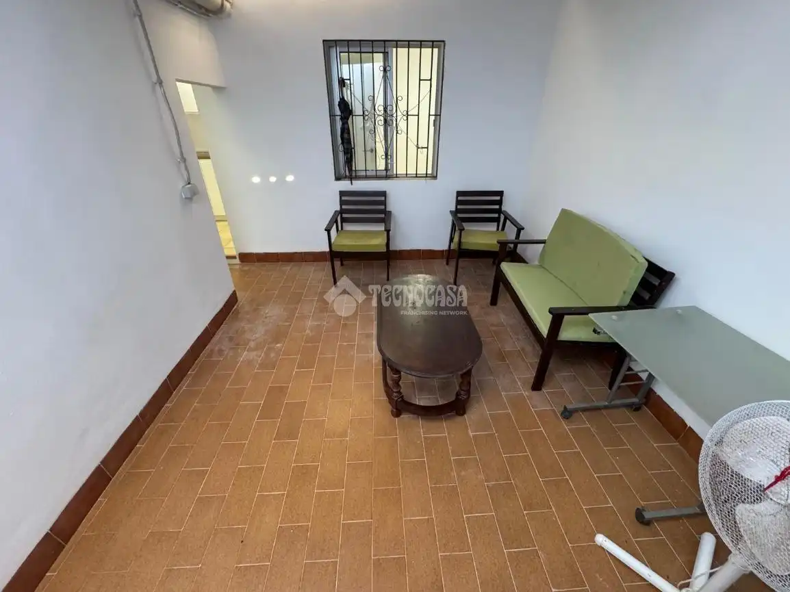 Casa adosada en venda en Écija
