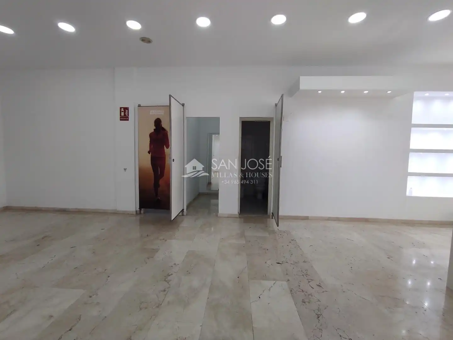 Local comercial en venda a Novelda, imagen 8
