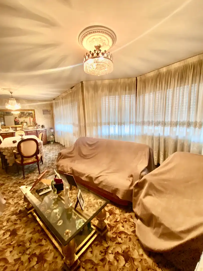 Sala de estar de Piso en venta en Santander con Calefacción, Terraza y Amueblado