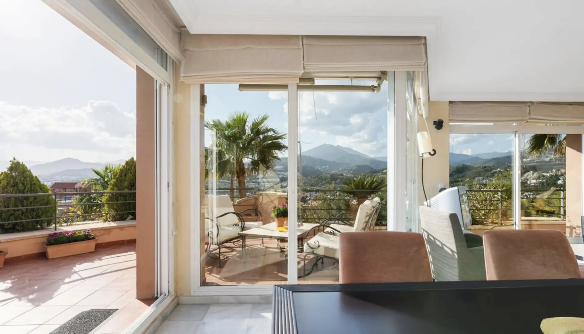 Apartment mit Pool zum Verkauf in Nueva Andalucía, imagen 2