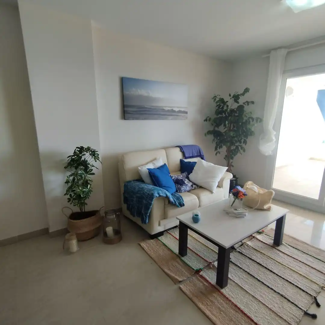 Sala d'estar de Pis en venda en Tavernes de la Valldigna amb Piscina comunitària