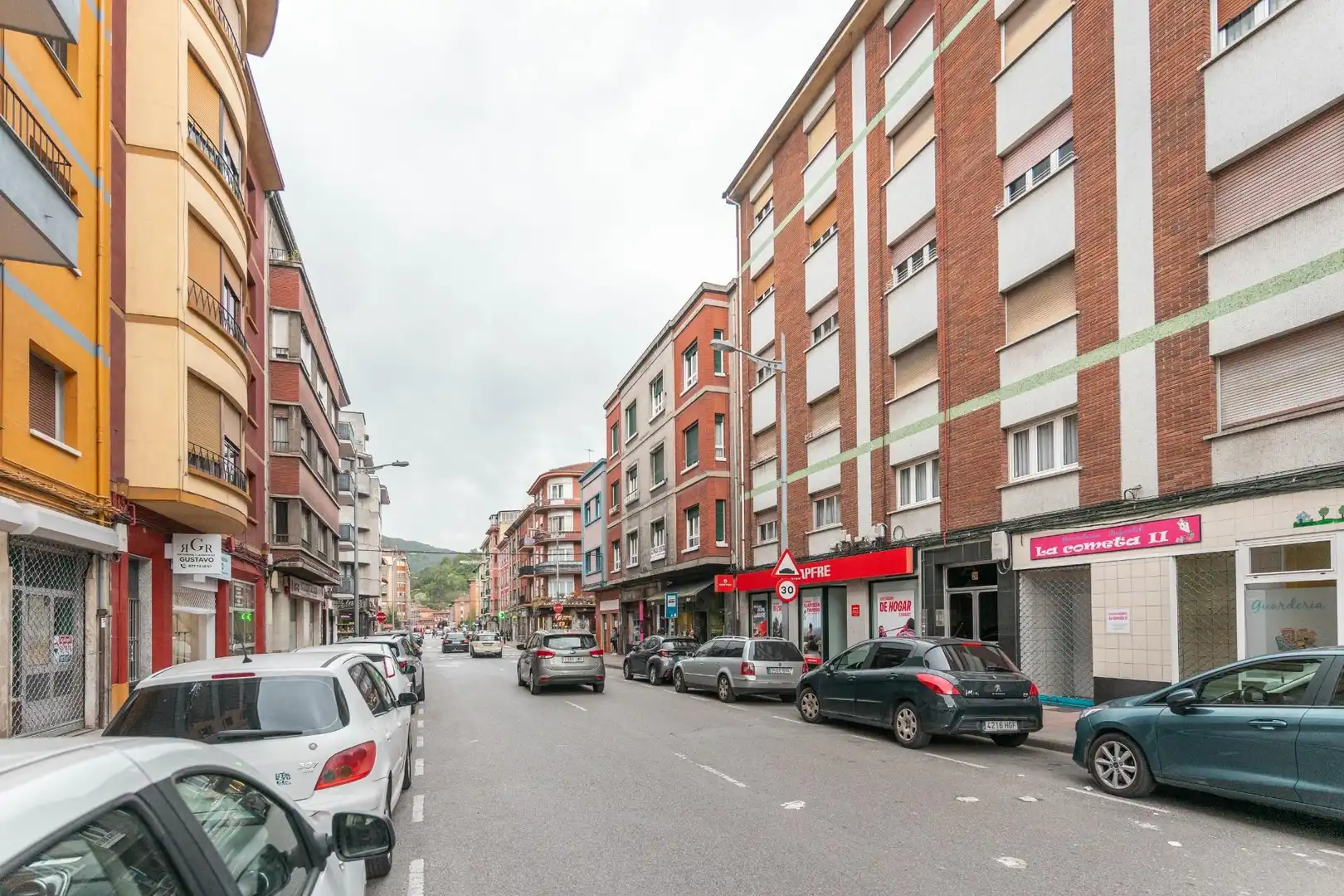 Business premises for sale in Calle Calle Ramón Pérez de Ayala 13, imagen 33