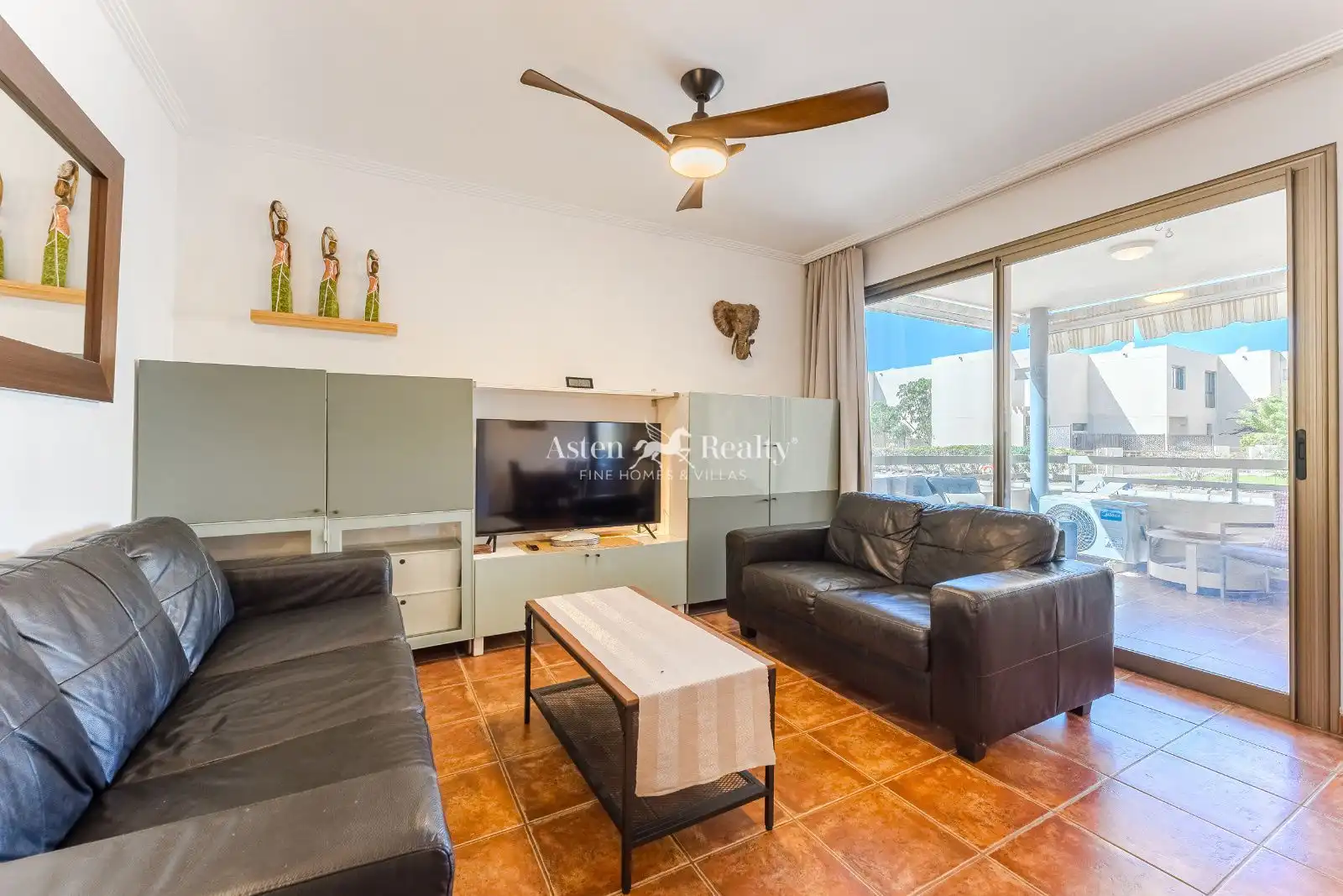 Terraced house with terrace for sale in El Cano, imagen 4