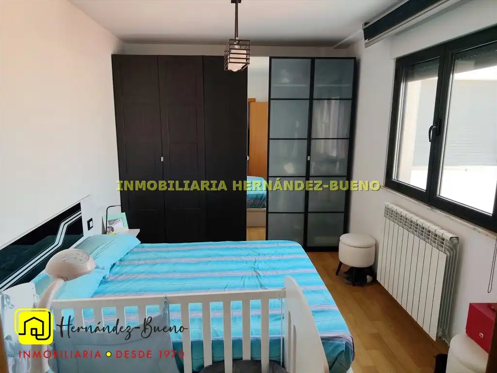 Habitación de Piso en venta en Moriscos con Calefacción y Terraza