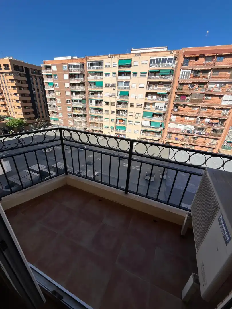 Terrasse von Wohnung zum Verkauf in Valencia mit Klimaanlage, Heizung und Parkett
