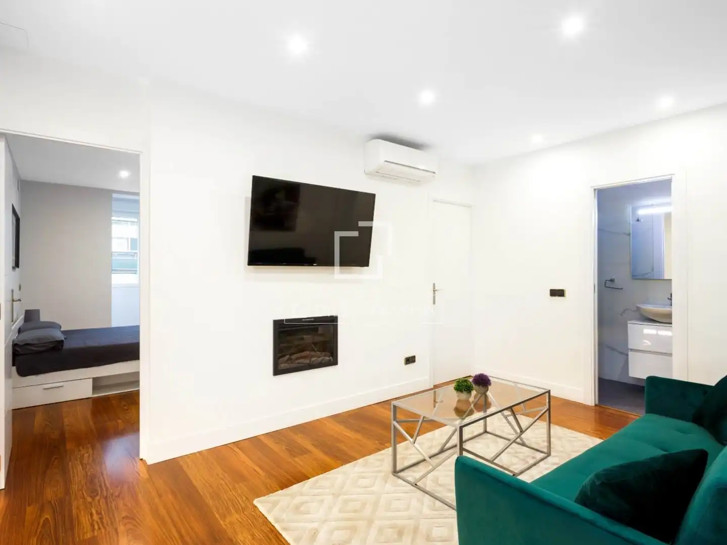Sala de estar de Piso en venta en Madrid con Aire acondicionado y Amueblado