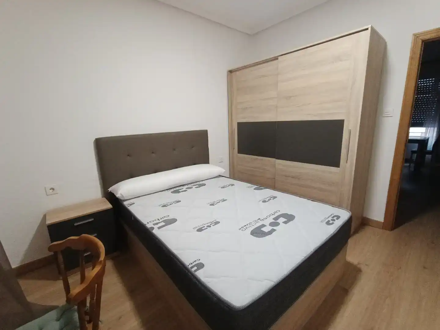 Bedroom of Flat for share in Zona Alta