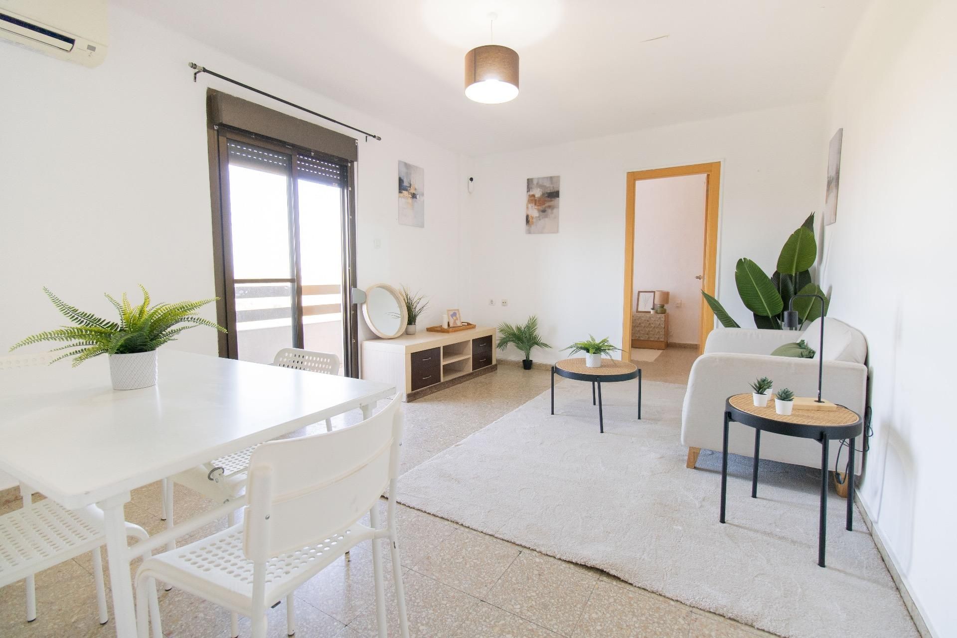 Sala d'estar de Pis en venda en El Puig de Santa Maria amb Aire condicionat, Traster i Balcó