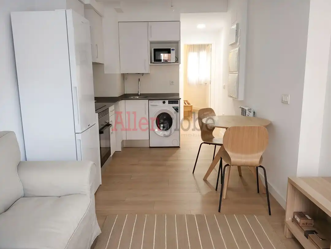 Schlafzimmer von Wohnungen zur Miete in Oviedo  mit Heizung
