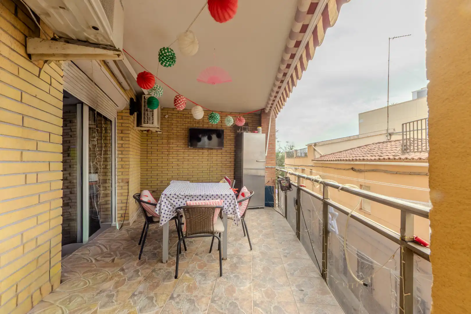 Terrasse von Wohnung zum Verkauf in Tarragona mit Klimaanlage, Heizung und Abstellraum