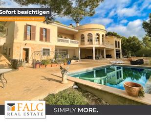 Vista exterior de Casa o xalet en venda en Calvià amb Jardí privat
