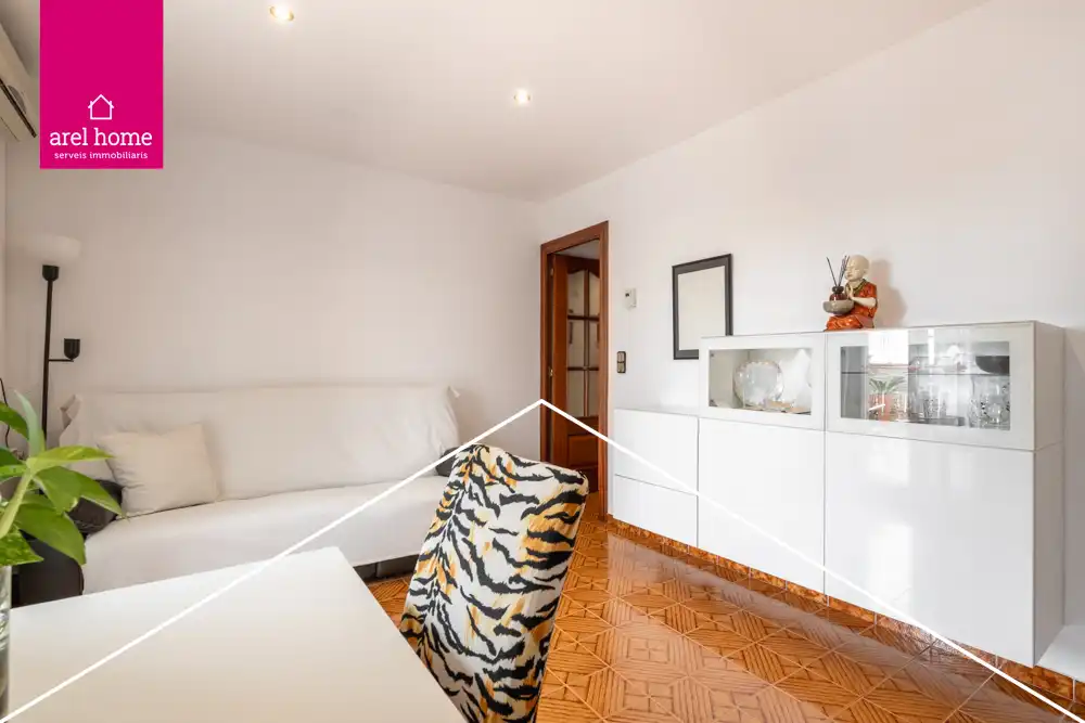 Living room of Attic for sale in Esplugues de Llobregat  with Air Conditioner