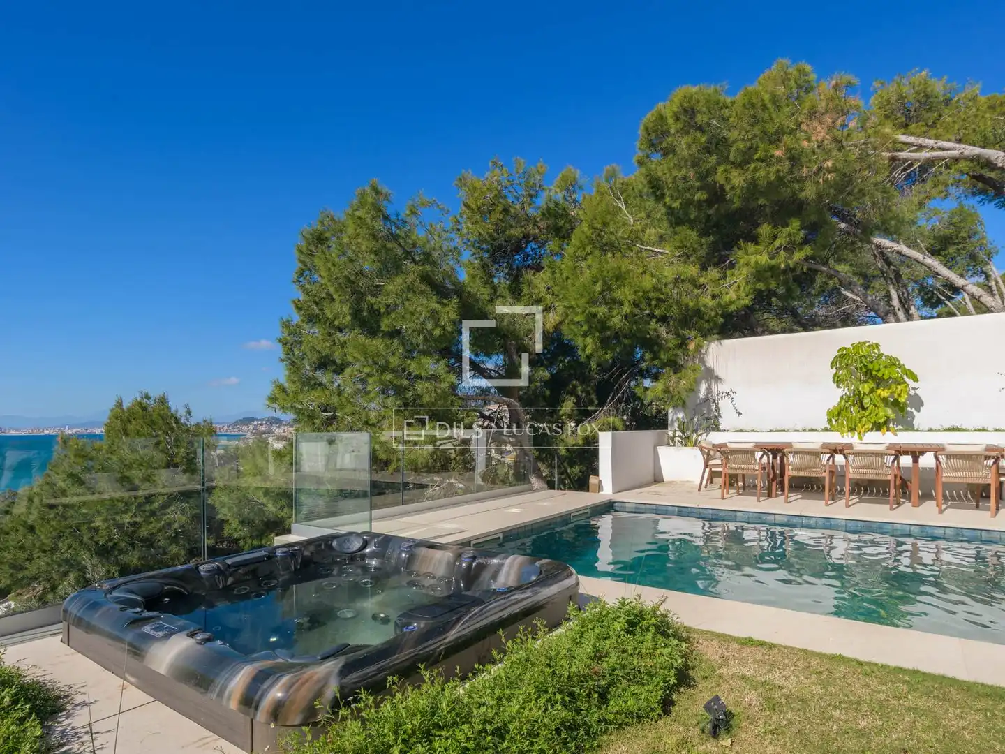Jardí de Casa o xalet en venda en Málaga amb Aire condicionat, Jardí privat i Traster