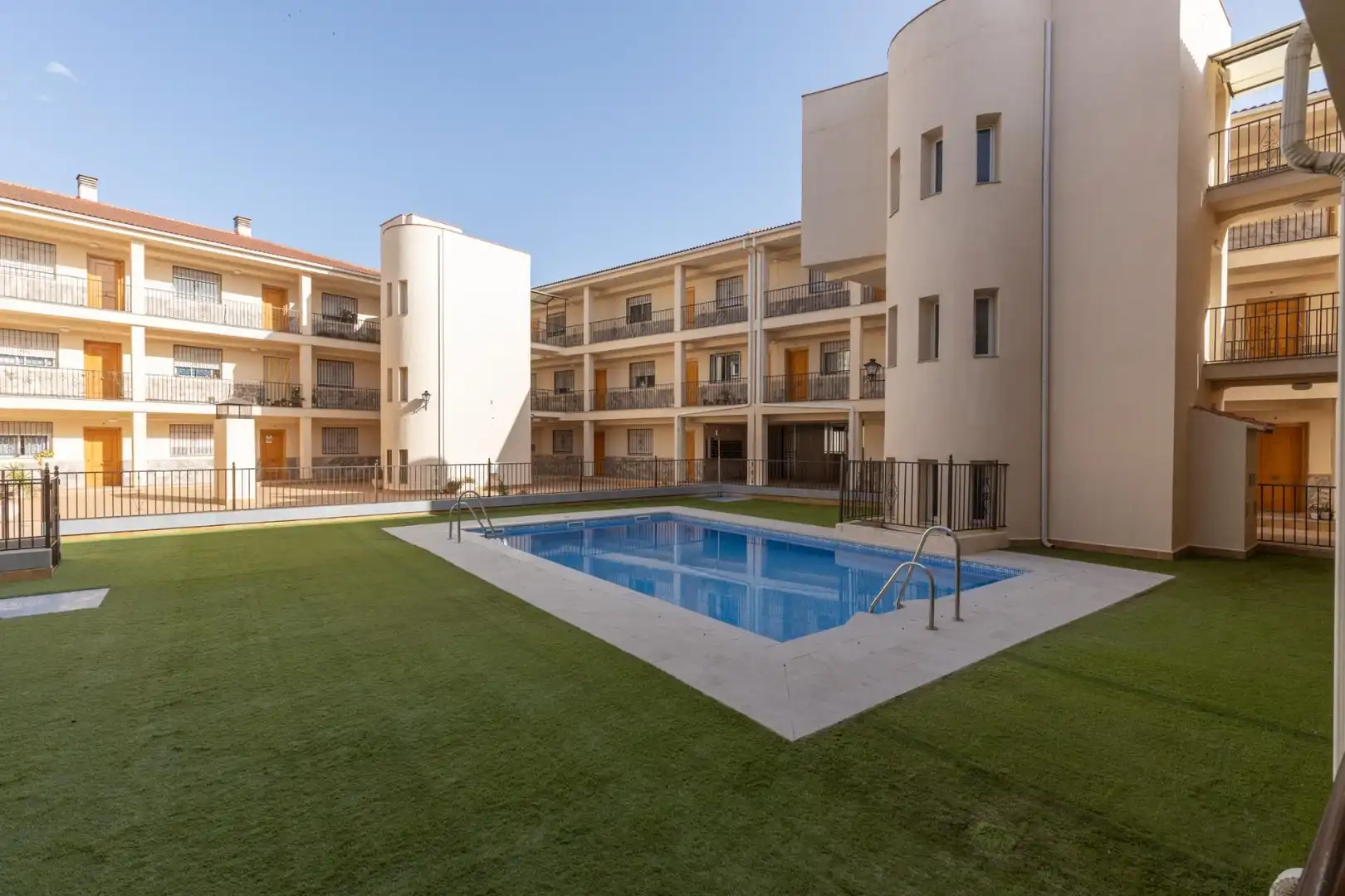 Piso con piscina en venta en Calle Barcelona 7