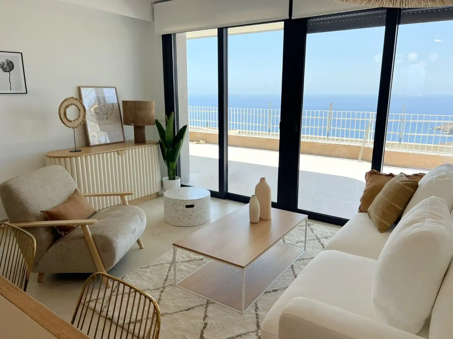 Sala de estar de Apartamento en venta en Águilas con Aire acondicionado, Terraza y Trastero