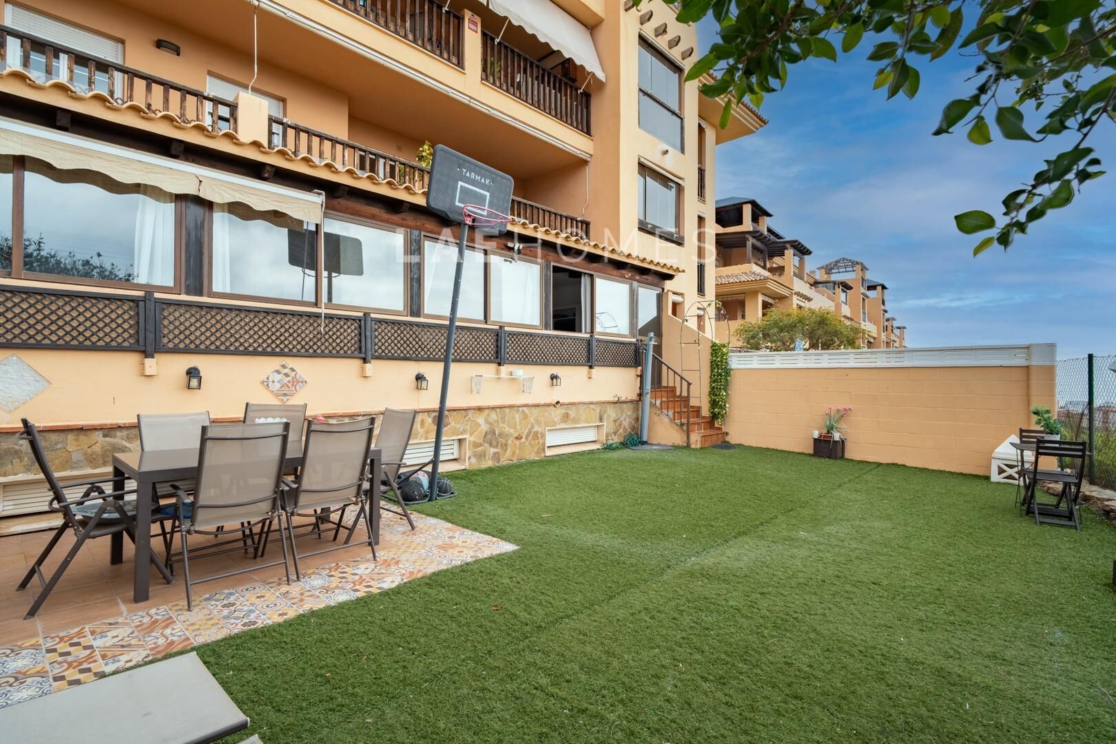 Terraza de Planta baja en venta en Rincón de la Victoria con Aire acondicionado, Jardín privado y Parquet
