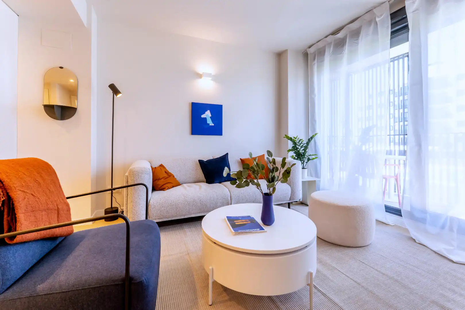 Sala de estar de Piso de alquiler en Alcalá de Henares con Aire acondicionado, Terraza y Horno
