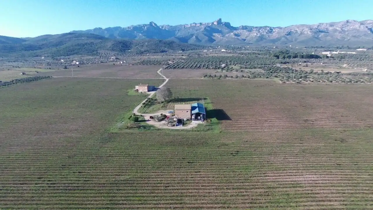 Finca rústica en venta en El Perelló con Jardín privado, Terraza y Trastero