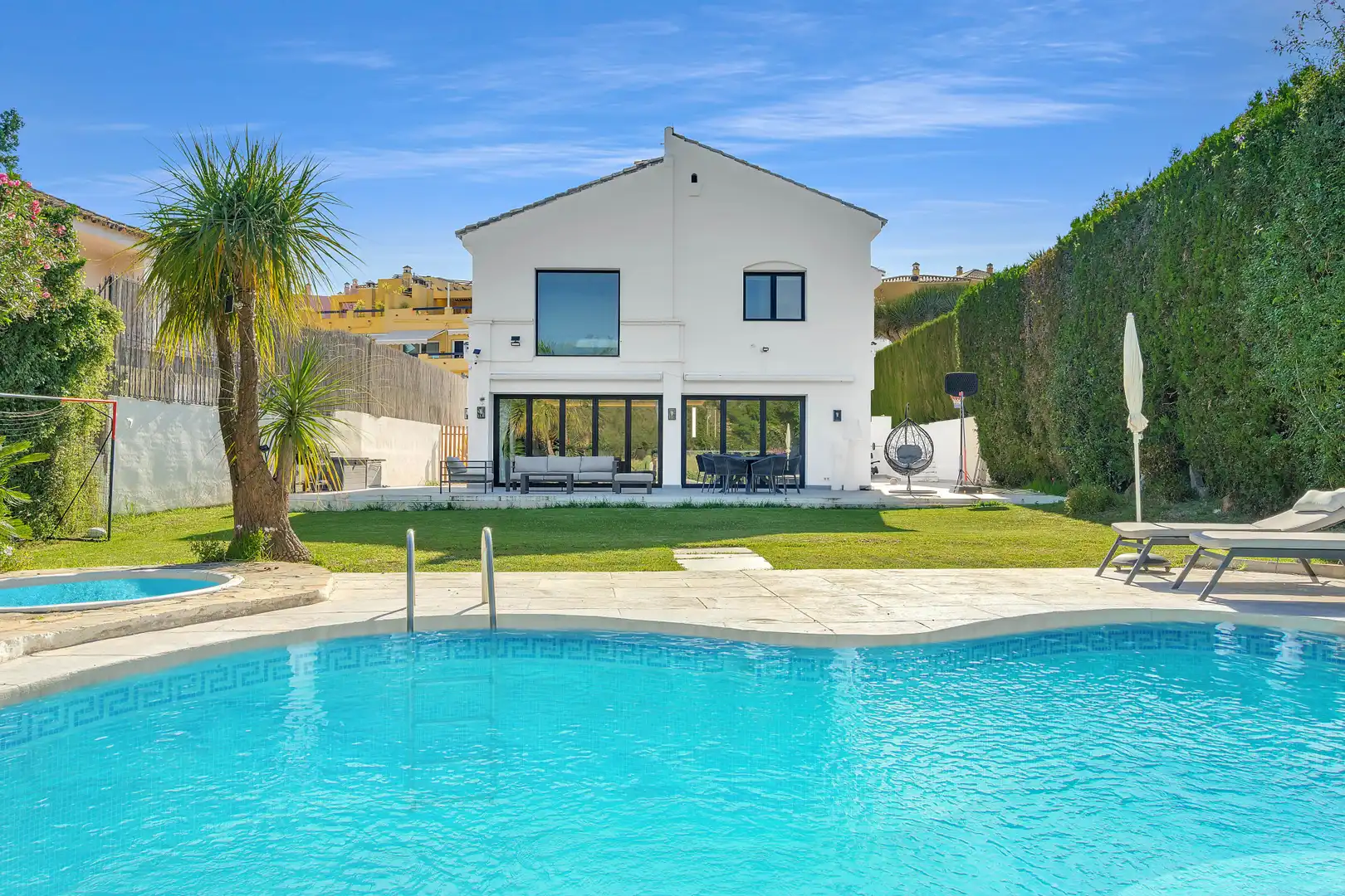 Casa amb piscina en venda a San Pedro de Alcántara
