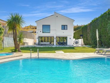 Casa amb piscina en venda a San Pedro de Alcántara