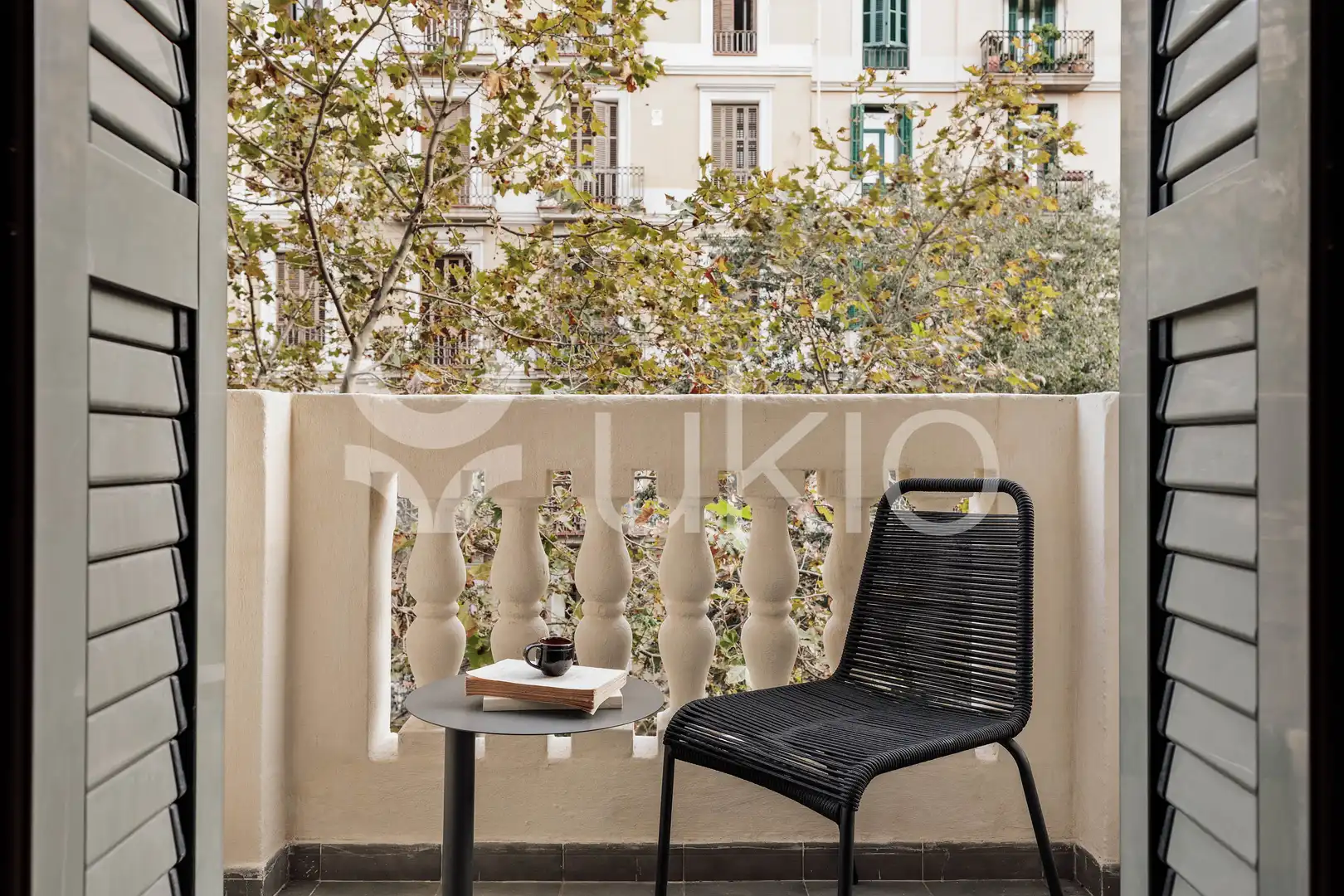 Mini appartamento con balcone in affitto a Carrer del Consell de Cent, imagen 3