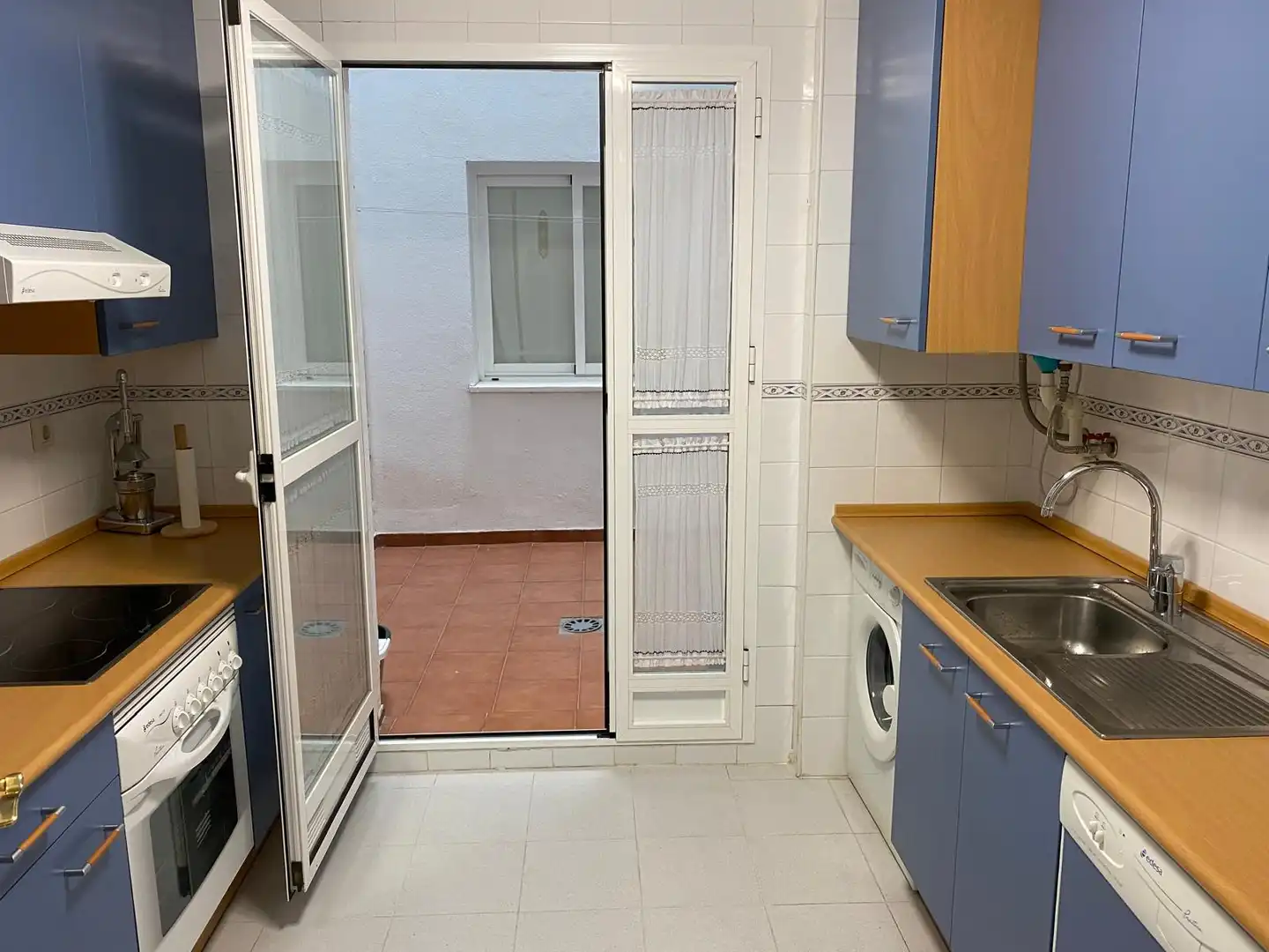 Kitchen of Apartments for rent in Marbella  with Air Conditioner, Furnished and Oven