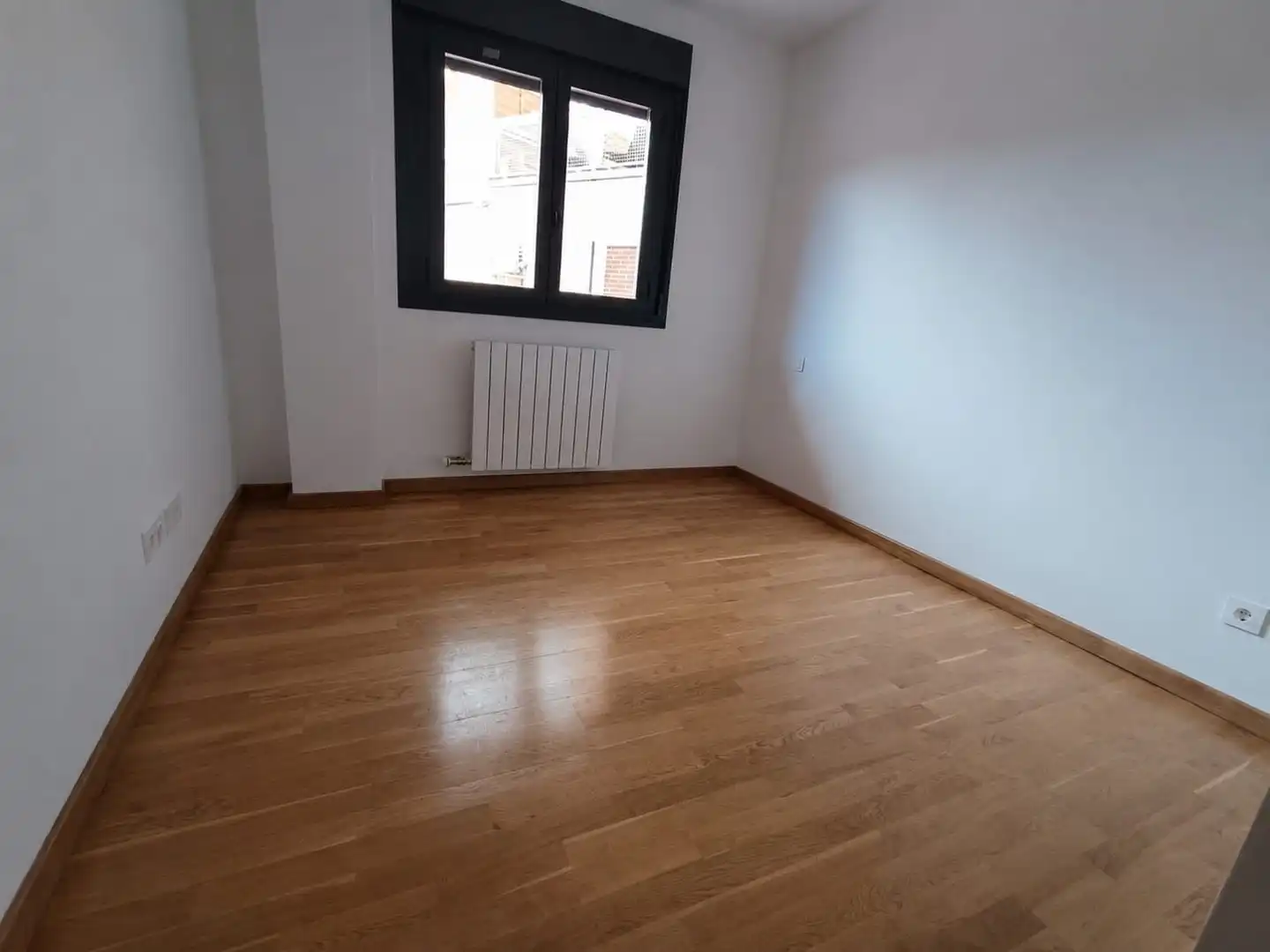 Schlafzimmer von Wohnungen zum Verkauf in Villamediana de Iregua mit Heizung und Terrasse