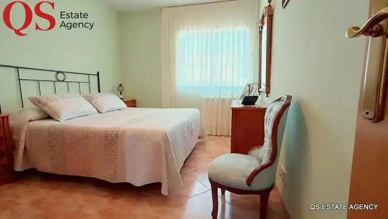 Habitación de Casa adosada en venta en Pineda de Mar con Aire acondicionado, Calefacción y Terraza