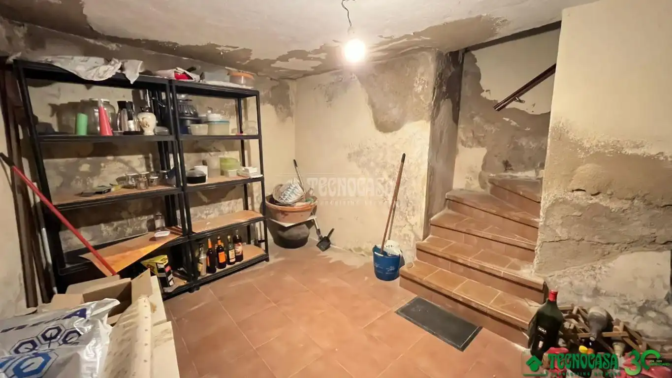 Einfamilien-Reihenhaus zum Verkauf in San Esteban del Valle mit Klimaanlage und Heizung