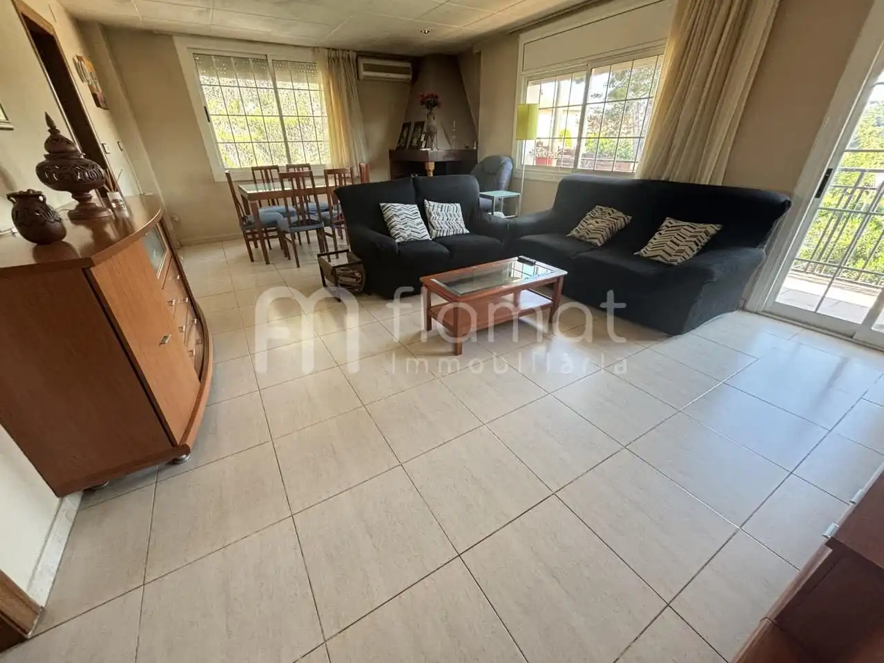 Sala de estar de Casa o chalet en venta en Rubí con Aire acondicionado, Calefacción y Terraza