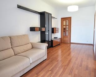 Living room of Flat for sale in  Barcelona Capital  with Terrace and Balcony