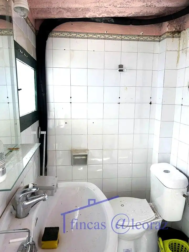 Badezimmer von Country house zum Verkauf in Lupiñén-Ortilla