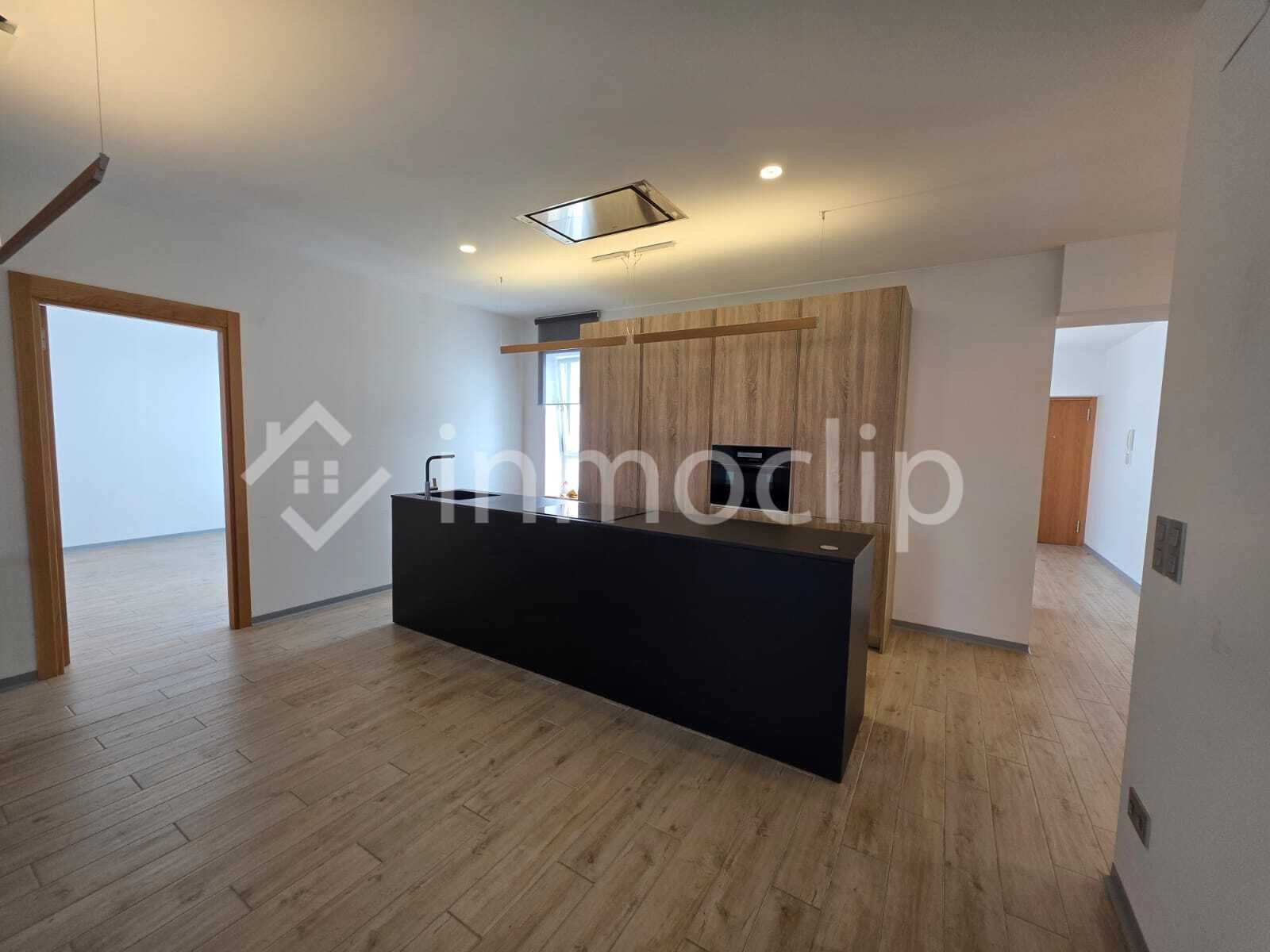 Cuina de Apartament de lloguer en Salamanca Capital amb Calefacció