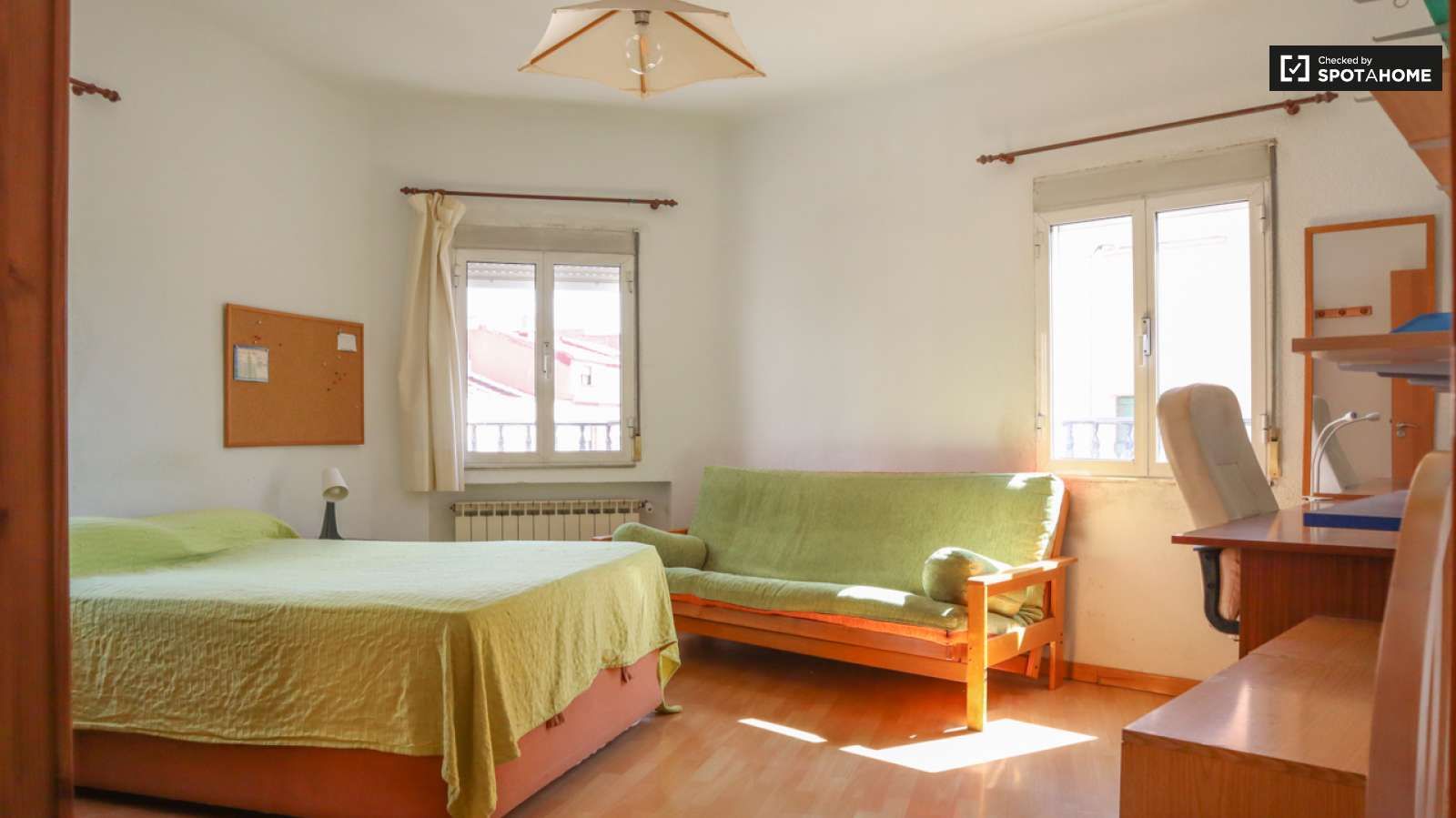 Flat to share in Bellas Vistas